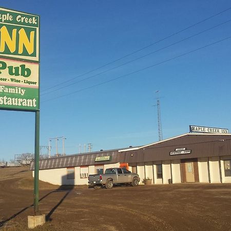 Maple Creek Motor Inn Exterior foto
